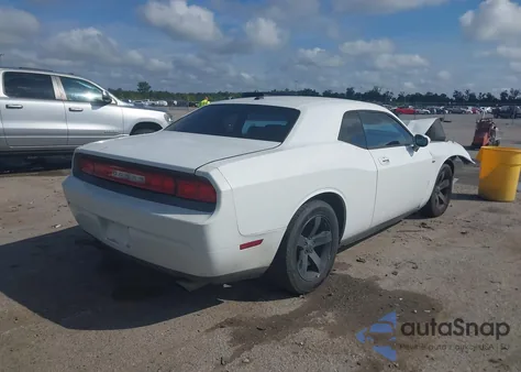 2010 Dodge Challenger Se z USA, uszkodzony, nr VIN 2B3CJ4DV4AH283301